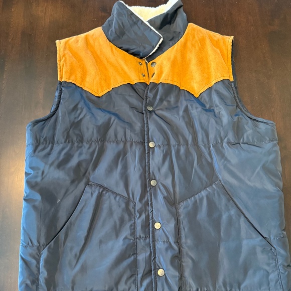 American Stitch Fur Laced Bicolor Men's Vest - Picture 1 of 5